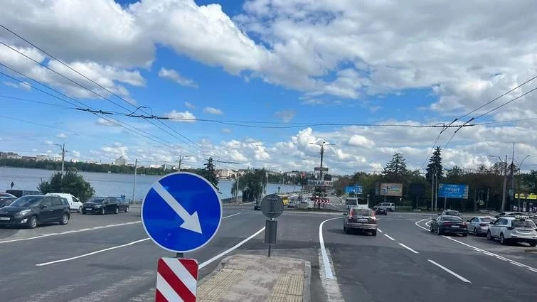 Дамбу Тернопільського ставу обладнають приладами контролю швидкості після загибелі водія