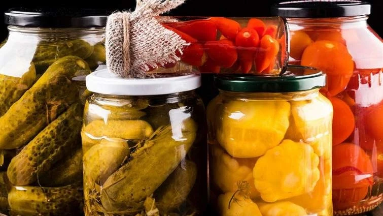 Небезпечні запаси: у Львові зафіксували перший у році випадок ботулізму