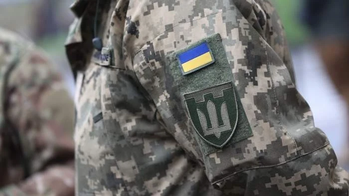 Судовий прецедент у Тернополі: військова частина зобов’язана звільнити бійця через хворобу дружини
