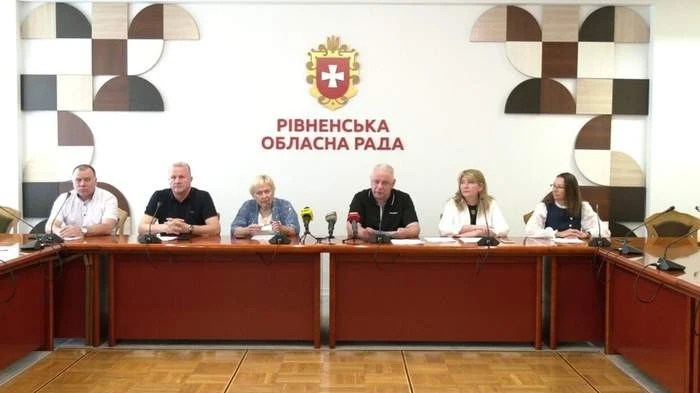 Рівненську фракцію «Батьківщини» ліквідують через освітній скандал