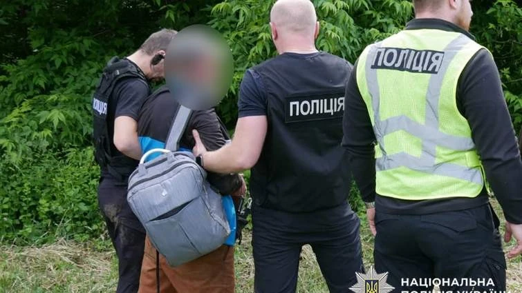 У Хмельницькому затримали рецидивіста за сексуальні домагання до дитини