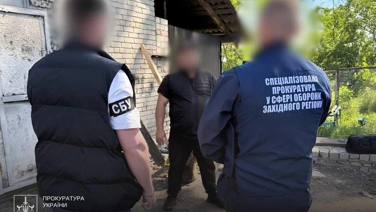 На Волині судитимуть працівника ТЦК за систематичне вимагання грошей з ухилянтів