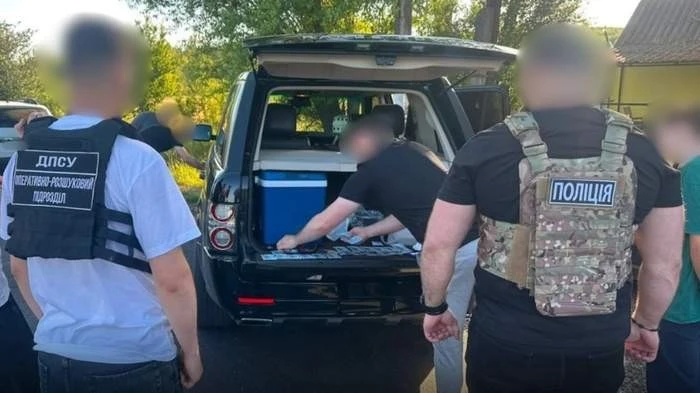 Масштабний «нелегальний туризм»: правоохоронці ліквідували чотири канали втечі призовників на заході України